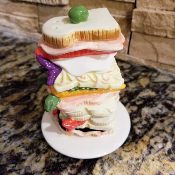 ♥️NWOT♥️ BLONDIE SALT & PEPPER SET - Picture 9 of 14